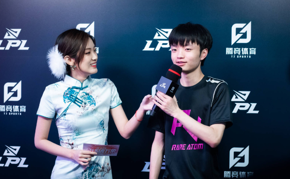 雷这样在球 雷这样在球