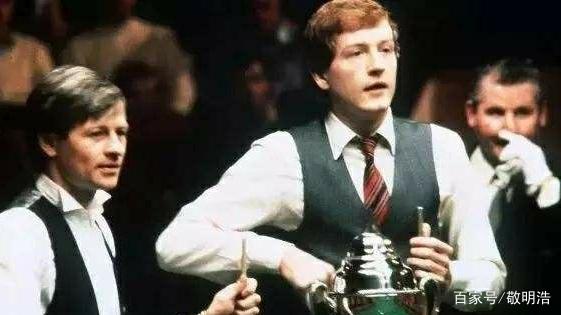 媒体曝出他 媒体曝出他