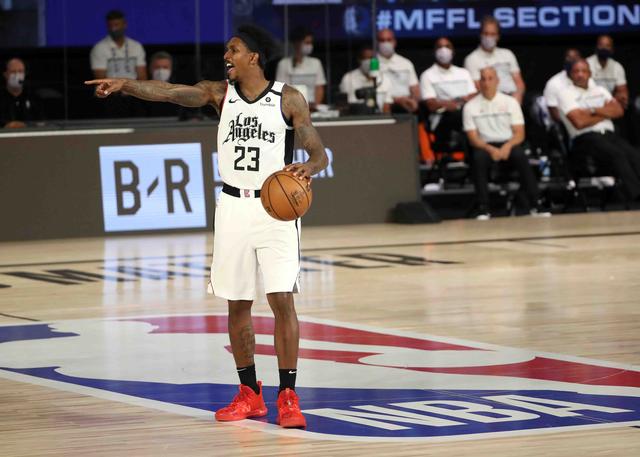 在这场竞争 在这场竞争