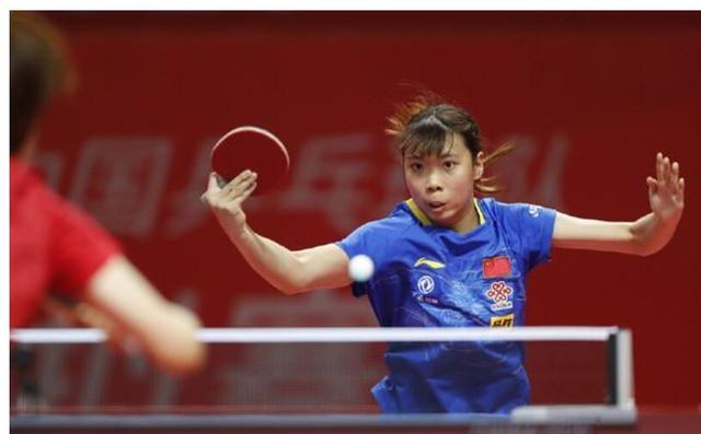 杯舞台上展 杯舞台上展