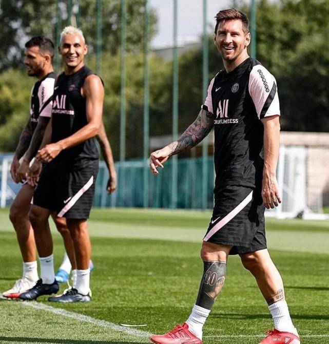 他用一次次 他用一次次