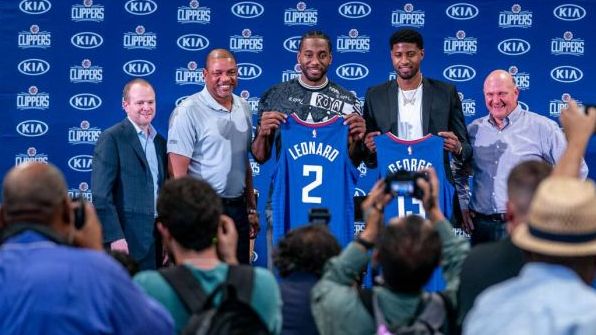 匿名采访中 匿名采访中