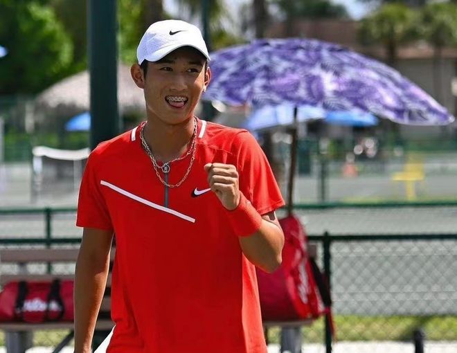 海港全队最佳球员！李新翔助攻+1，古斯塔沃头球破门.