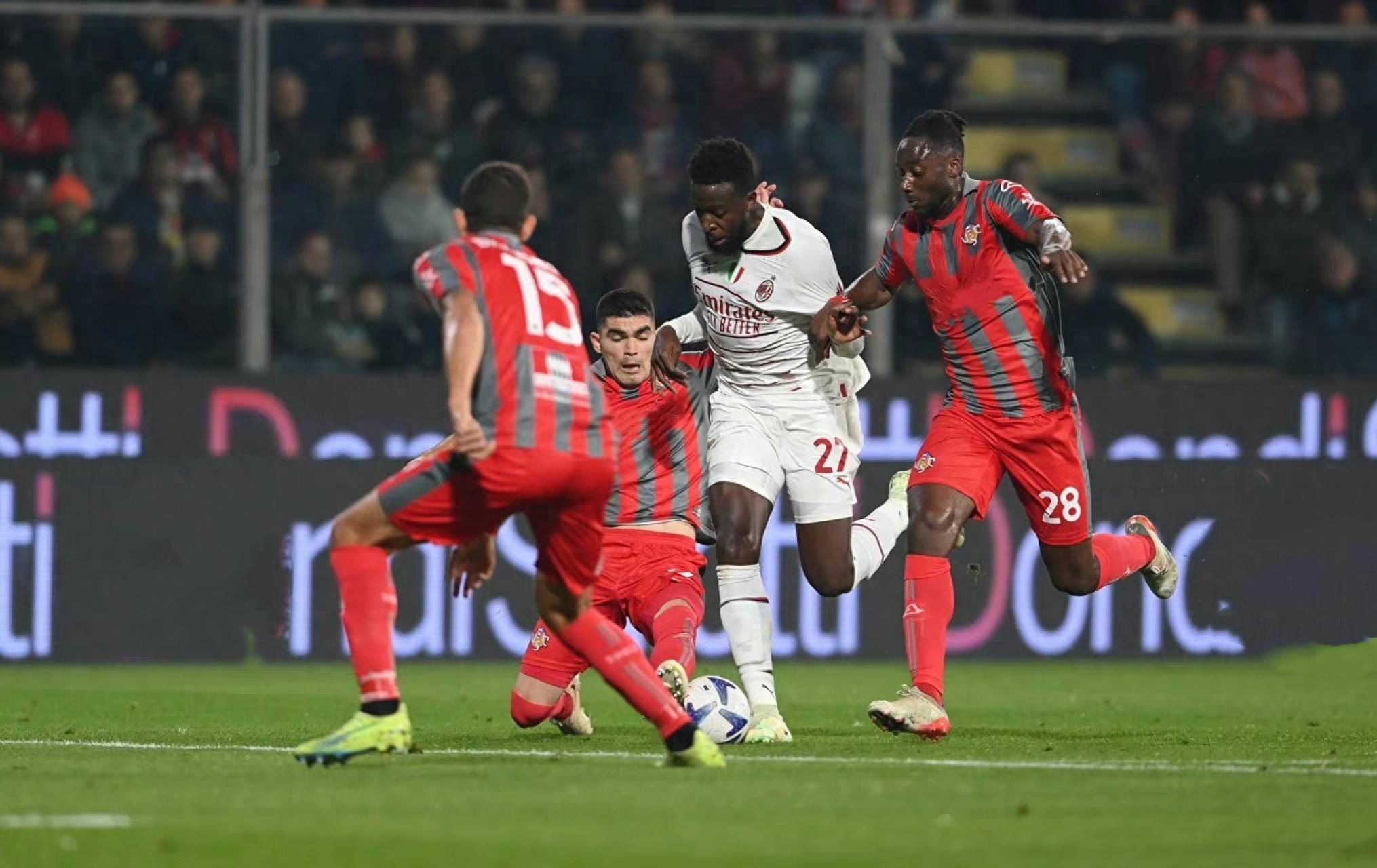 腰引发热议 腰引发热议