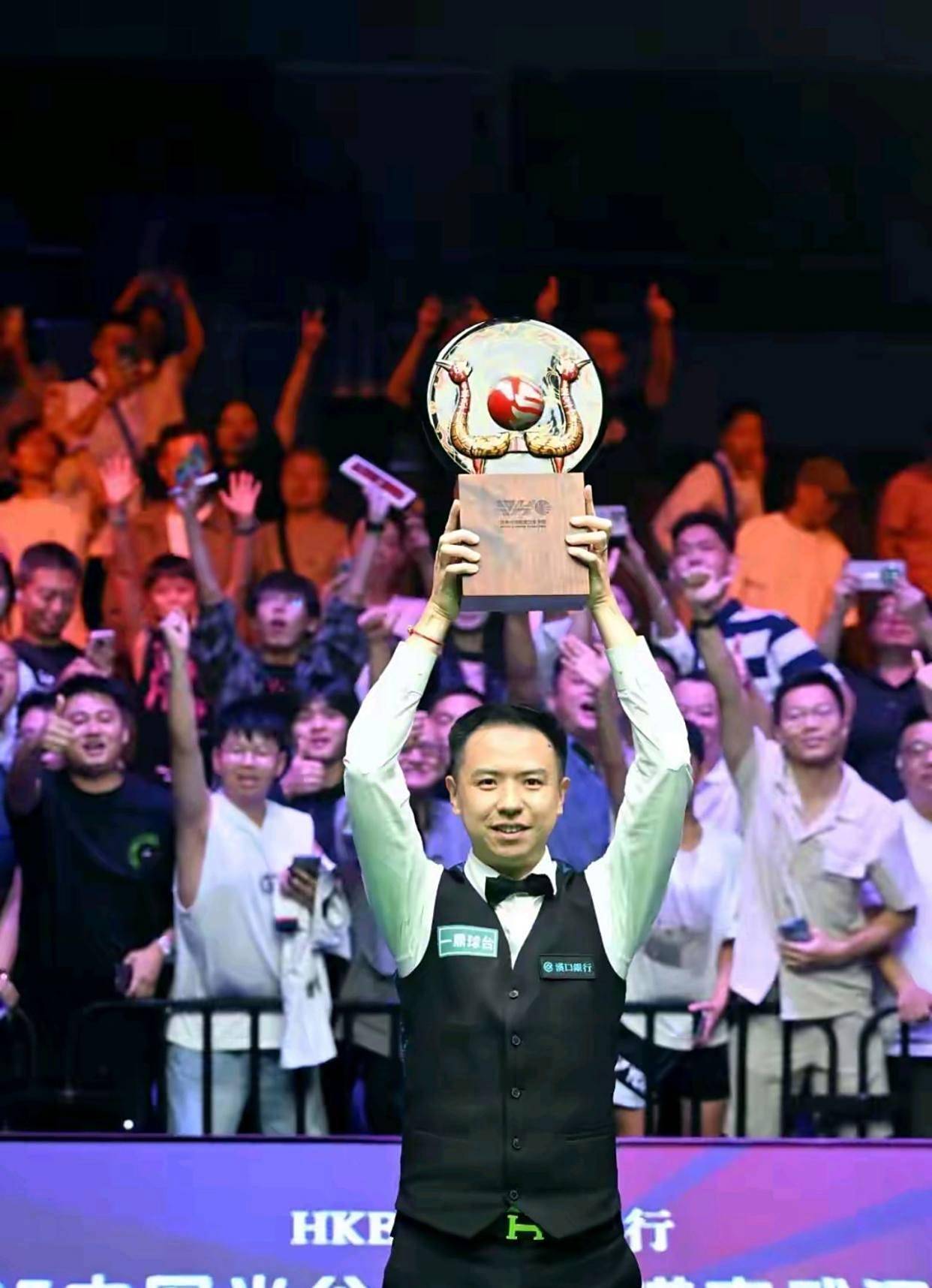 吉莱斯皮以100%真实命中率拿到20+10助 太阳队史仅他和纳什做到.