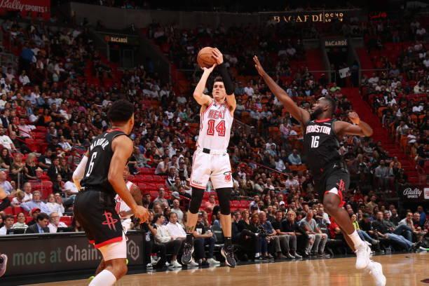 凭个人数据 凭个人数据