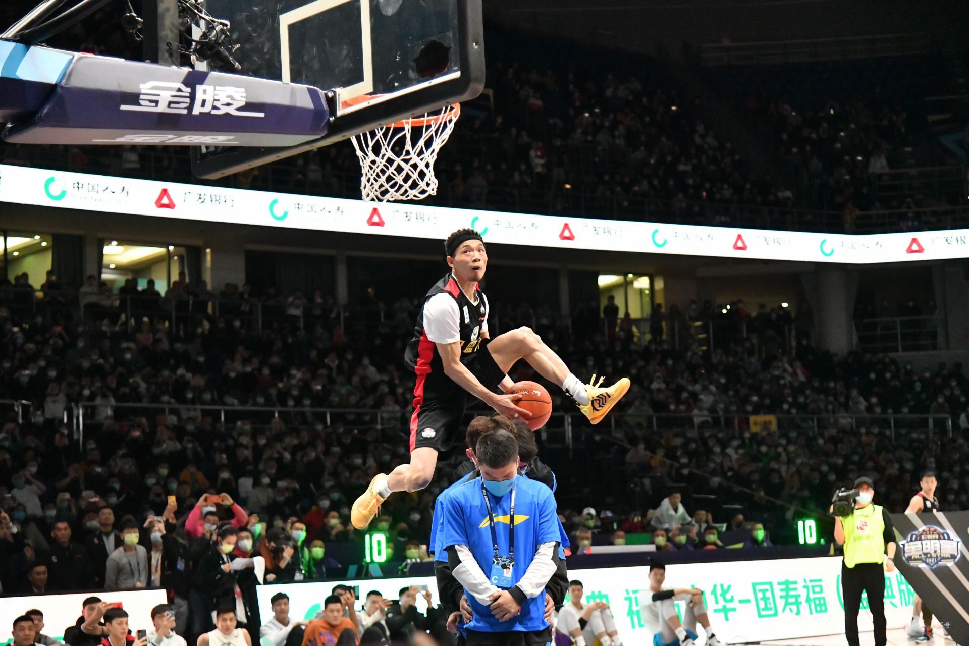 场地维护难 场地维护难