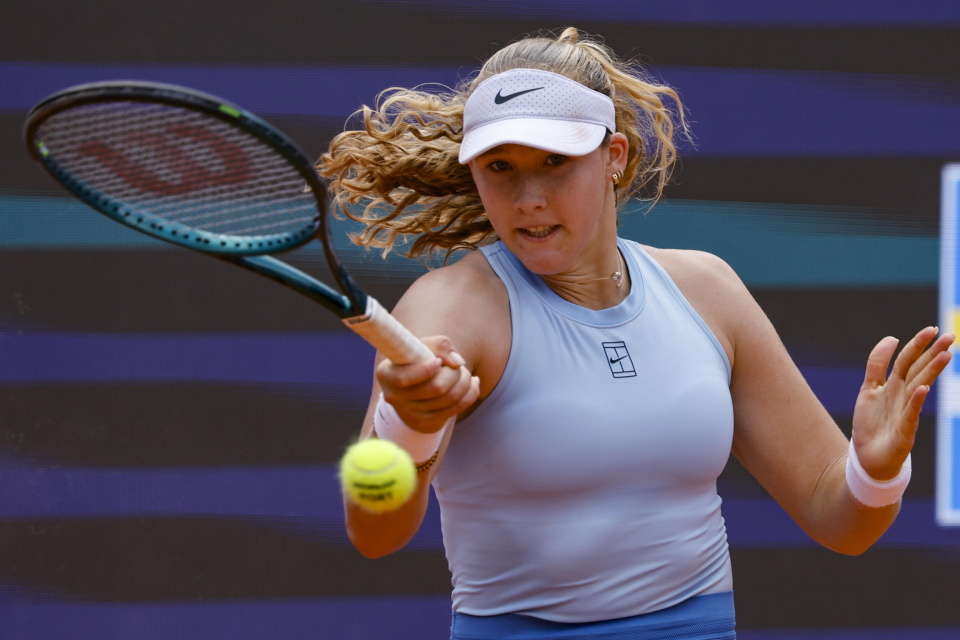 角球二点保 角球二点保